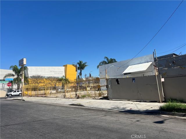 4148 4142 E Cesar E Chavez, East Los Angeles, CA 90063