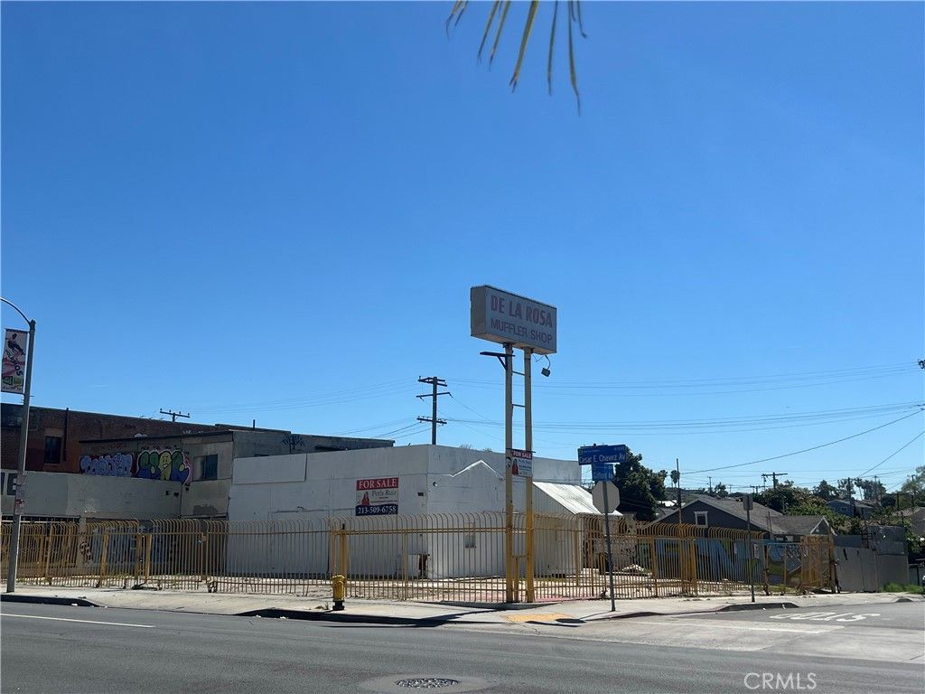 4148 4142 E Cesar E Chavez, East Los Angeles, CA 90063