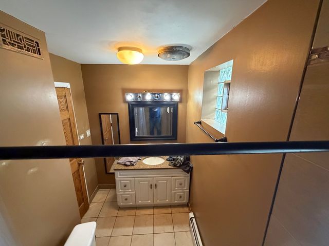 5244 W Waveland Avenue, Chicago, IL 60641