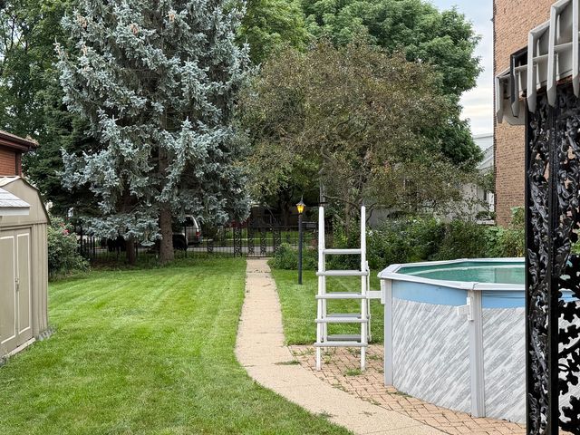 5244 W Waveland Avenue, Chicago, IL 60641