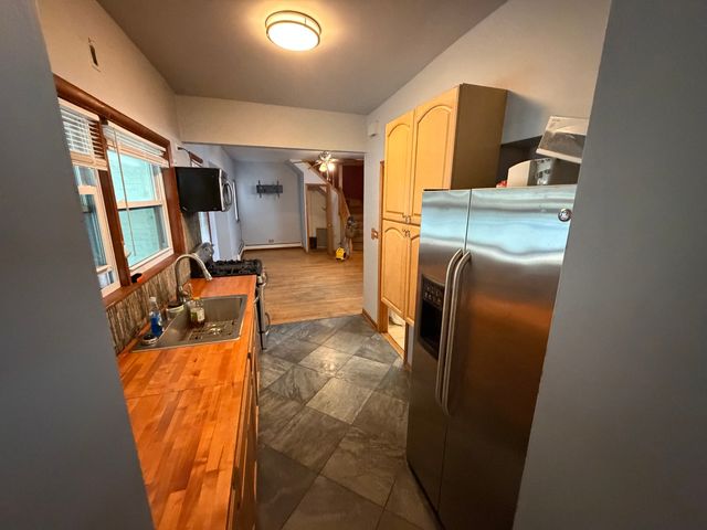 5244 W Waveland Avenue, Chicago, IL 60641