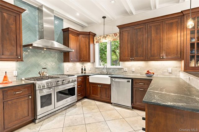 100 1st Avenue, Nyack, NY 10960