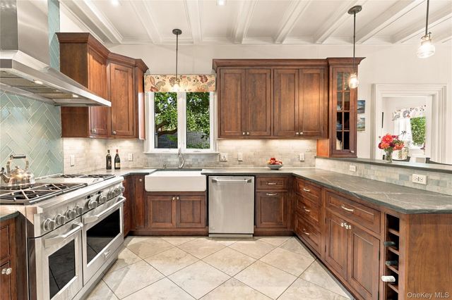 100 1st Avenue, Nyack, NY 10960