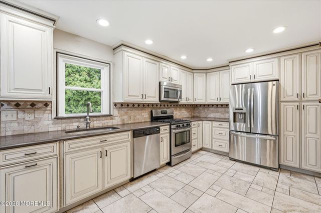 304 Mainsail Court, Forked River, NJ 08731