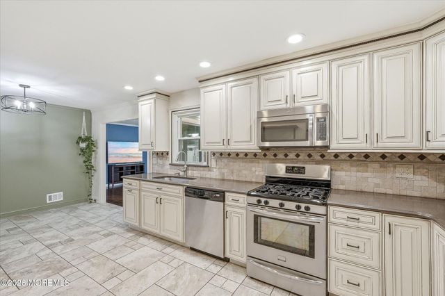 304 Mainsail Court, Forked River, NJ 08731