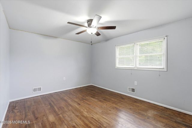 304 Mainsail Court, Forked River, NJ 08731