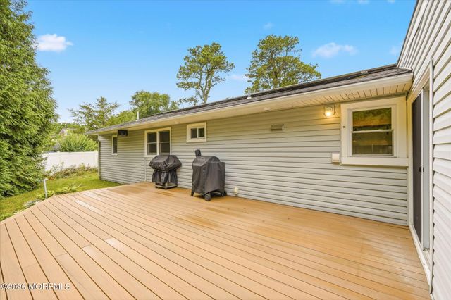 304 Mainsail Court, Forked River, NJ 08731