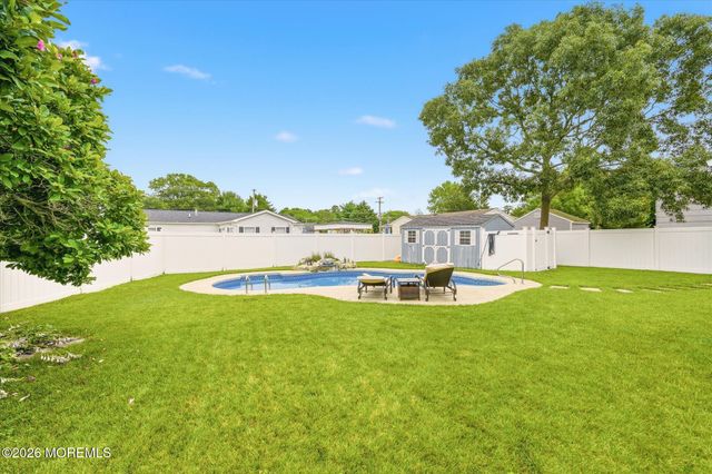304 Mainsail Court, Forked River, NJ 08731