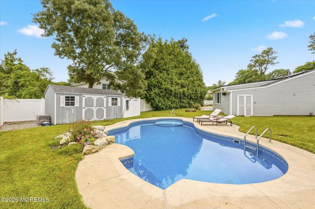 304 Mainsail Court, Forked River, NJ 08731