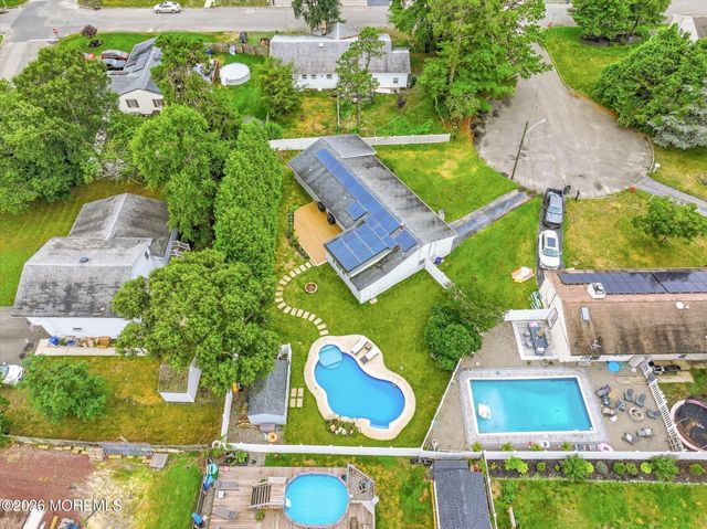304 Mainsail Court, Forked River, NJ 08731