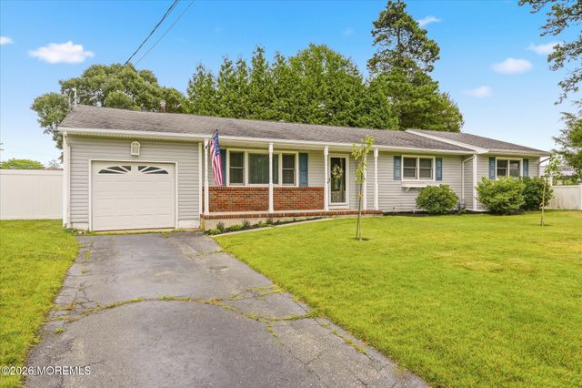 304 Mainsail Court, Forked River, NJ 08731
