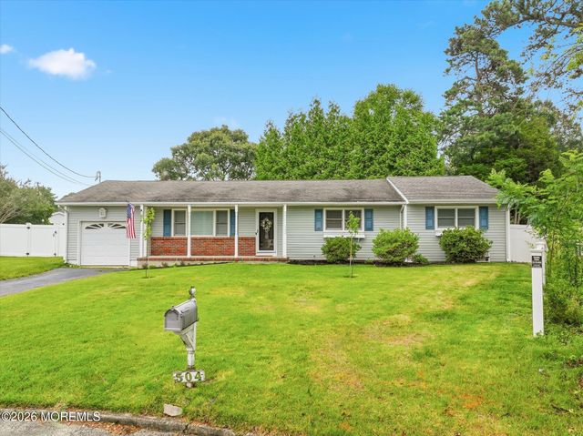 304 Mainsail Court, Forked River, NJ 08731