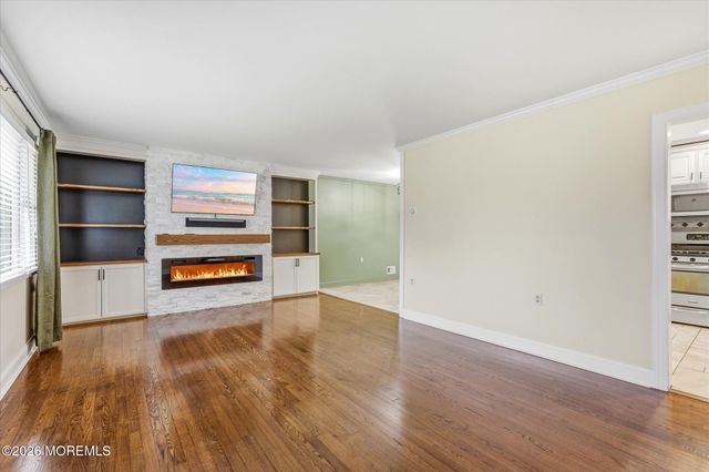 304 Mainsail Court, Forked River, NJ 08731