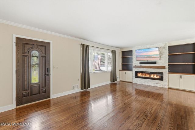 304 Mainsail Court, Forked River, NJ 08731