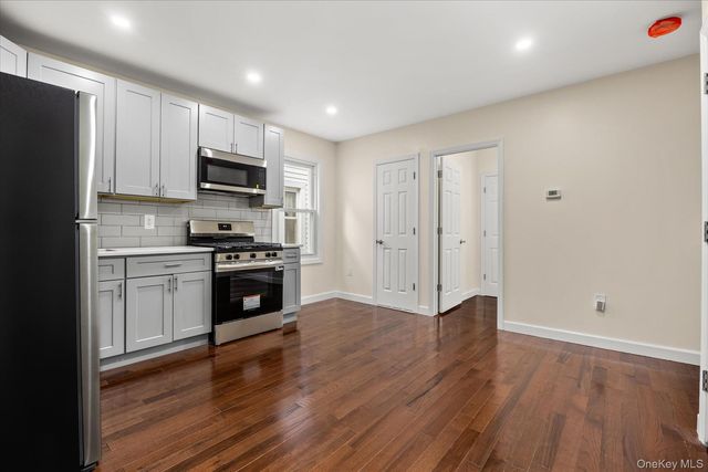94-19 116th Street, Richmond Hill, NY 11419