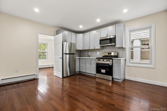 94-19 116th Street, Richmond Hill, NY 11419