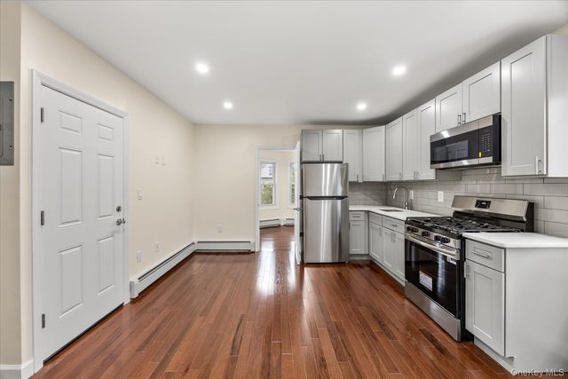 94-19 116th Street, Richmond Hill, NY 11419