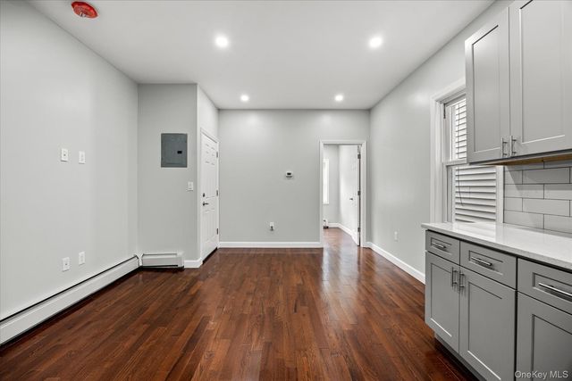 94-19 116th Street, Richmond Hill, NY 11419