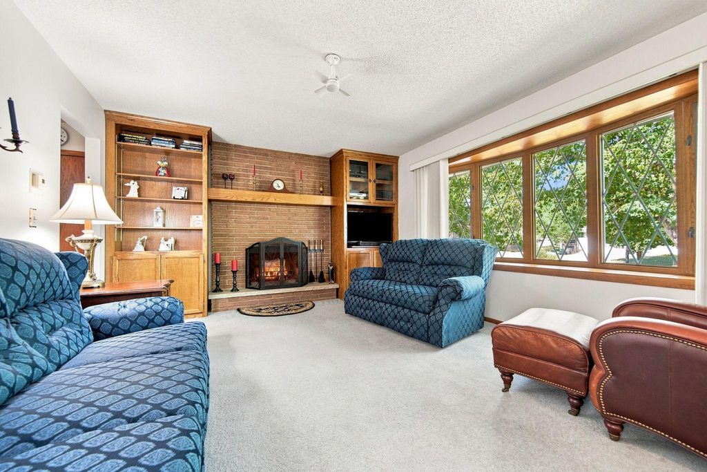 10565 Madison Street NE, Blaine, MN 55434 — photo 5