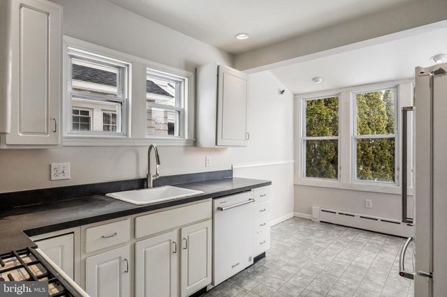 726 PENNSYLVANIA AVE, Palmyra, NJ 08065