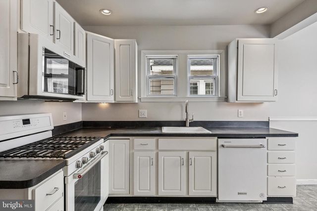 726 PENNSYLVANIA AVE, Palmyra, NJ 08065