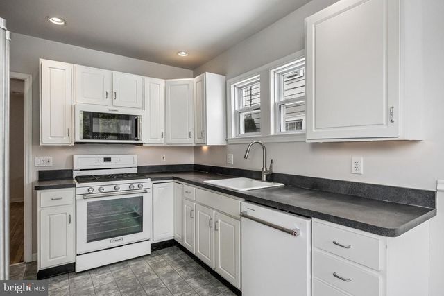 726 PENNSYLVANIA AVE, Palmyra, NJ 08065