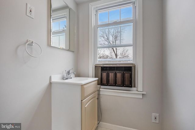 726 PENNSYLVANIA AVE, Palmyra, NJ 08065