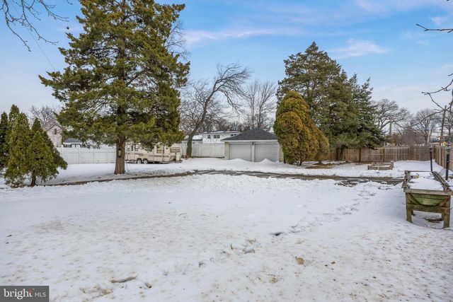 726 PENNSYLVANIA AVE, Palmyra, NJ 08065