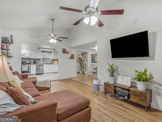 190 Hudgen Road, Newnan, GA 30265