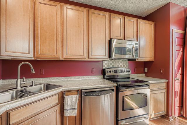 3852 La Belle Street, Columbia Heights, MN 55421