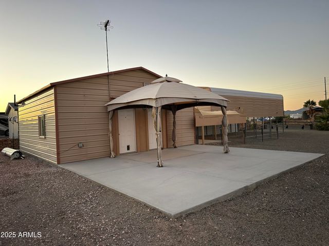 67892 ALPINE Drive, Salome, AZ 85348