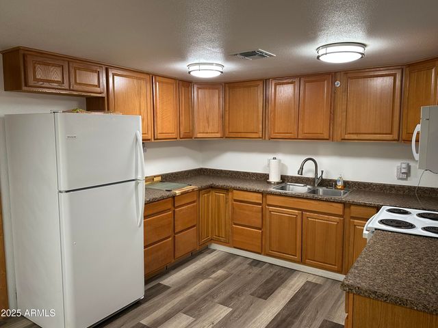 67892 ALPINE Drive, Salome, AZ 85348