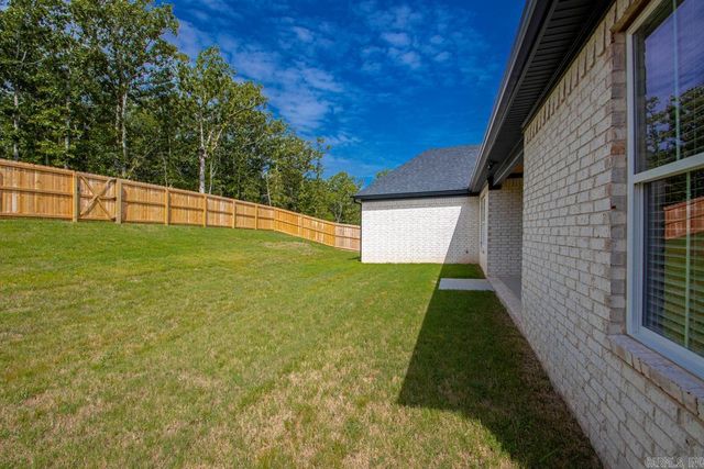557 Valley Oak Drive, Sherwood, AR 72120