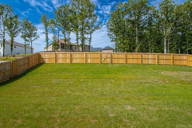 557 Valley Oak Drive, Sherwood, AR 72120