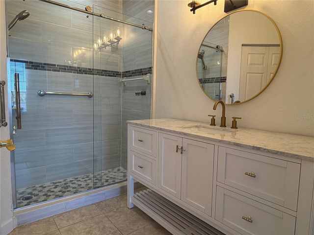 9818 LAKE CHASE ISLAND WAY 9818, Tampa, FL 33626