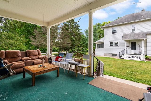 410-412 Jones Avenue, Fort Atkinson, WI 53538