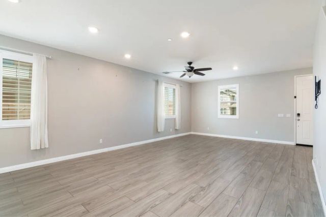 4983 Oak Moss, Fontana, CA 92336