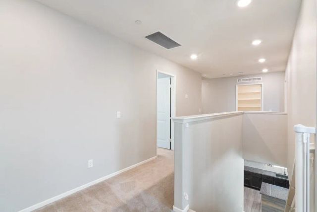 4983 Oak Moss, Fontana, CA 92336
