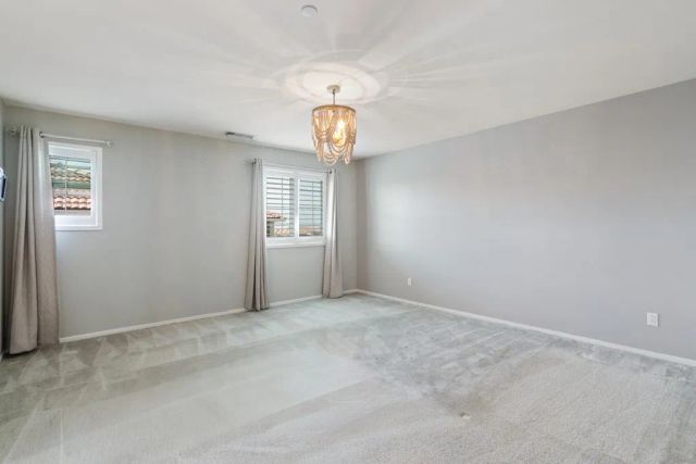 4983 Oak Moss, Fontana, CA 92336