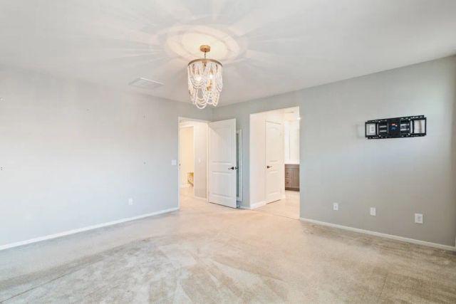 4983 Oak Moss, Fontana, CA 92336