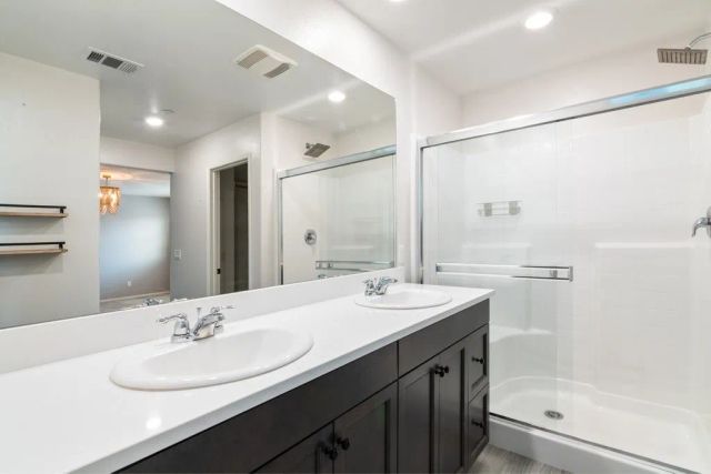 4983 Oak Moss, Fontana, CA 92336