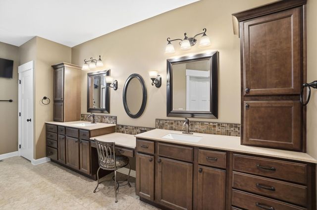 980 Greenmantle Drive 980 Greenmantle Drive, Troy, OH 45373