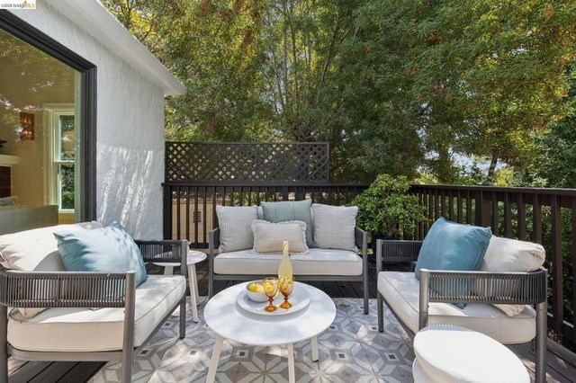 318 Arlington Ave., Kensington, CA 94707