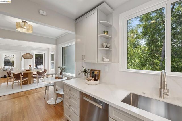 318 Arlington Ave., Kensington, CA 94707