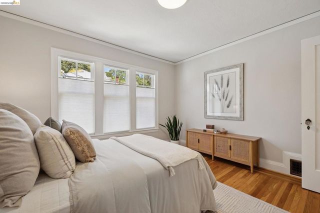 318 Arlington Ave., Kensington, CA 94707