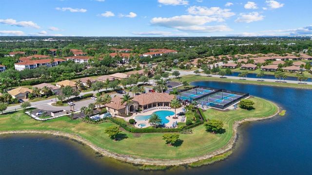 6860 WILD LAKE TERRACE, Bradenton, FL 34212