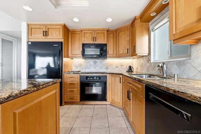 1828 Linwood St 1, San Diego, CA 92110