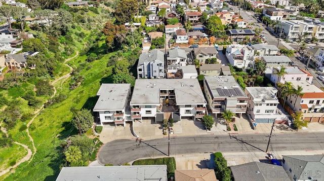 1828 Linwood St 1, San Diego, CA 92110