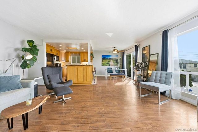 1828 Linwood St 1, San Diego, CA 92110