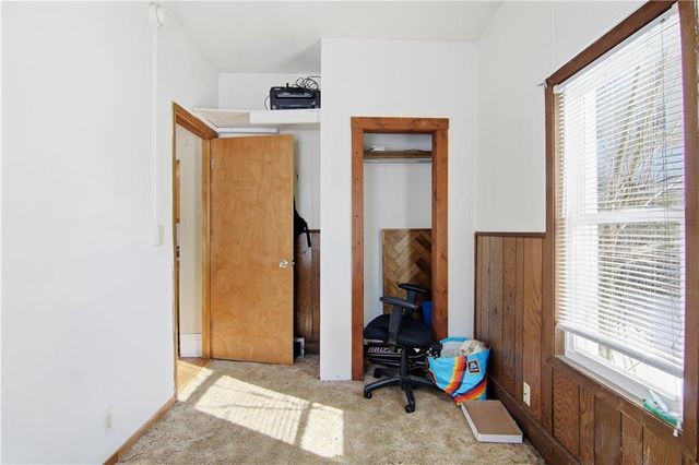 1245 S Farwell Street, Eau Claire, WI 54701